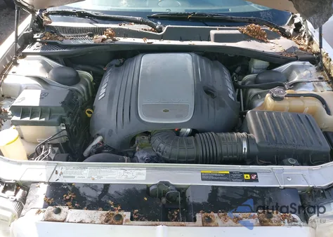 2005 Chrysler 300C z USA, uszkodzony, nr VIN 2C3JA63HX5H572237